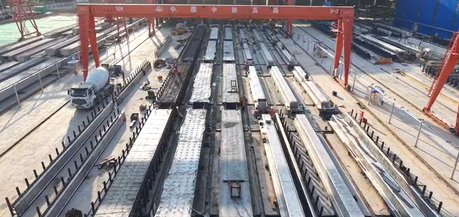 改扩建进行时㉞｜提速湾区动脉！莞深高速改扩建工程预制梁产量突破千片大关